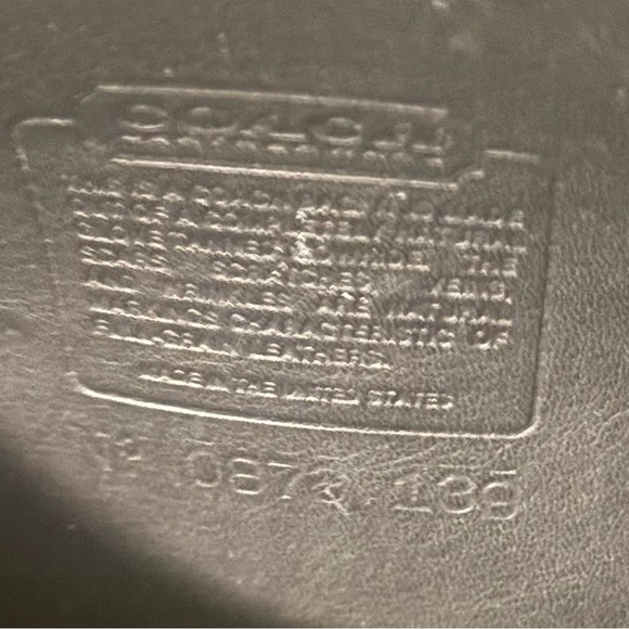 Restored Vintage Coach Vintage Convertible Clutch Black
Leather Crossbody Bag - Picture 9 of 10